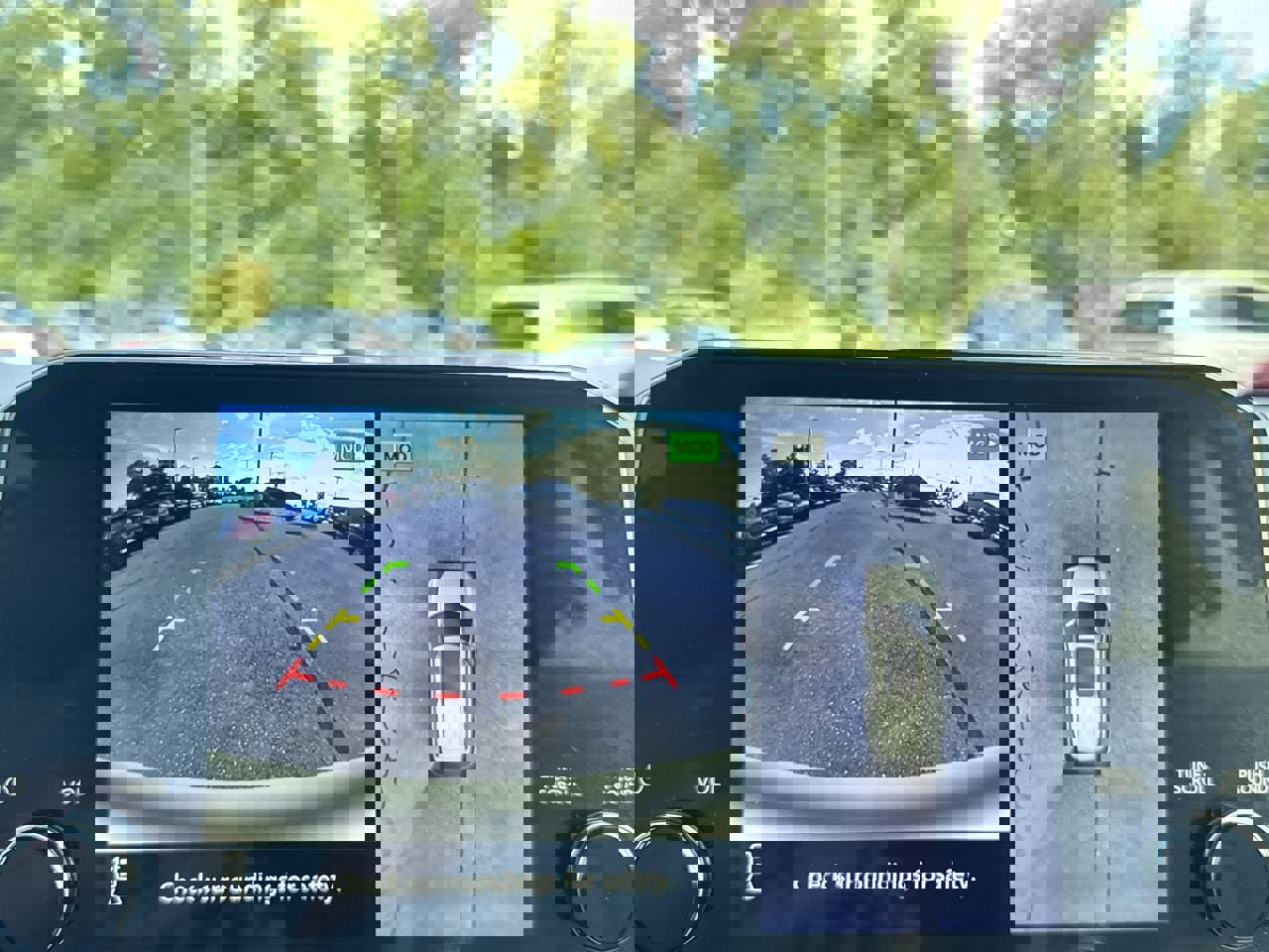 Used 2024 Nissan Pathfinder SL image 18