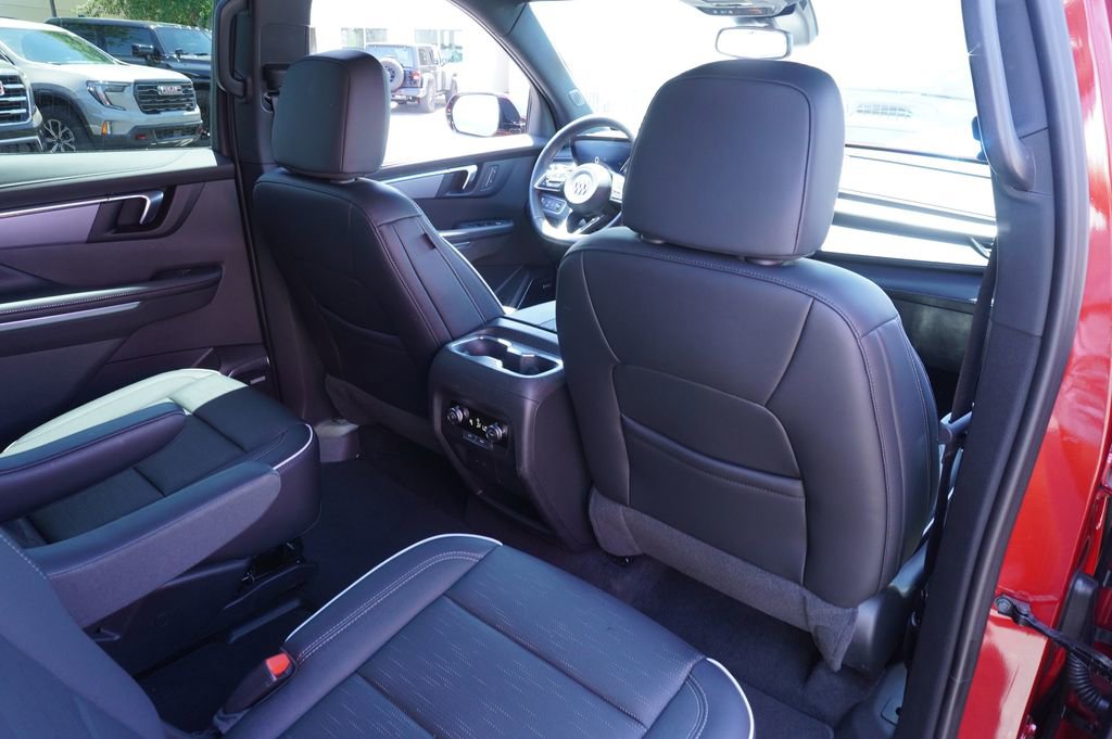 Certified 2026 Buick Enclave Sport Touring AWD/4WD image 11