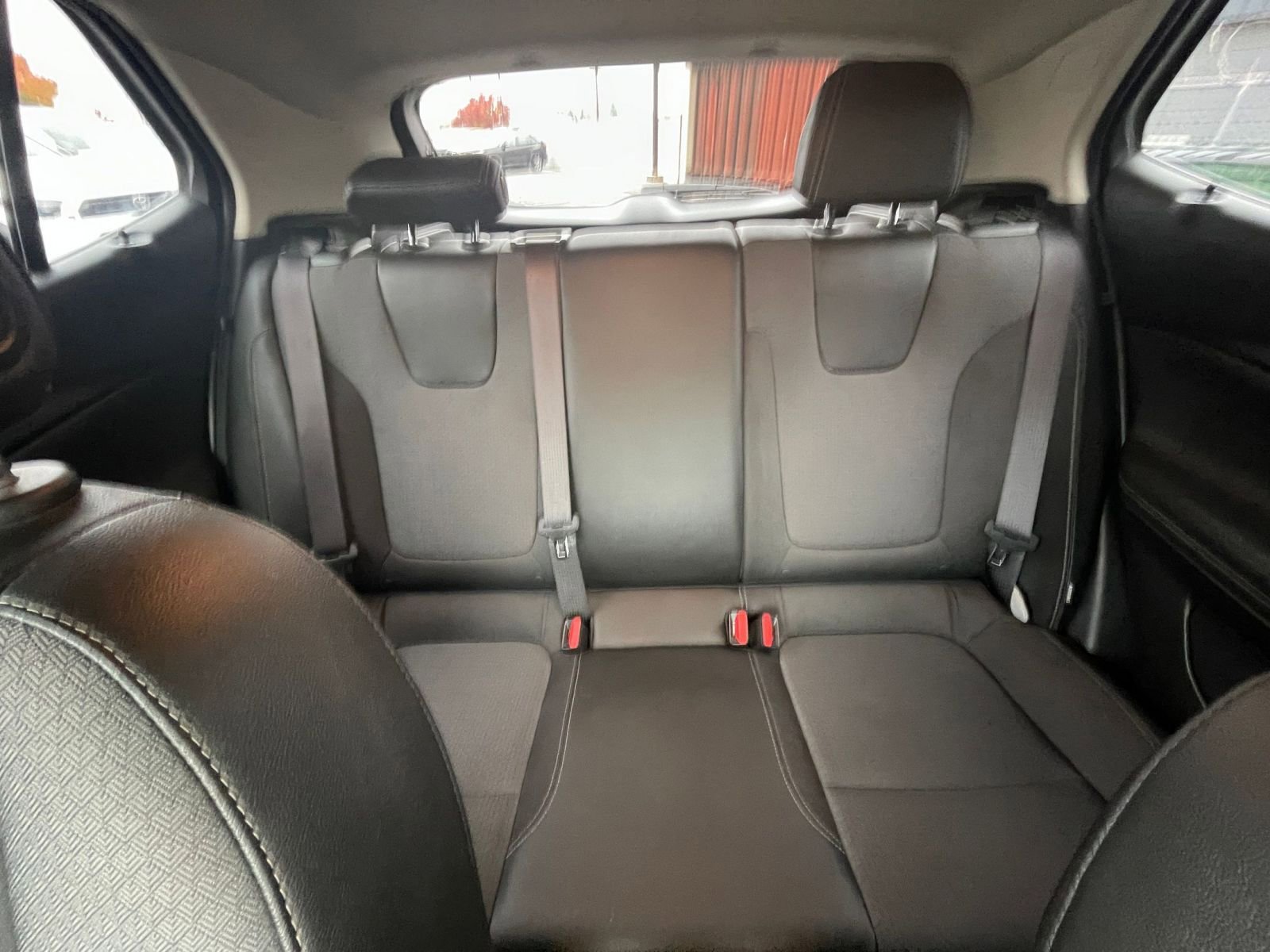 Used 2025 Buick Encore GX Preferred image 37