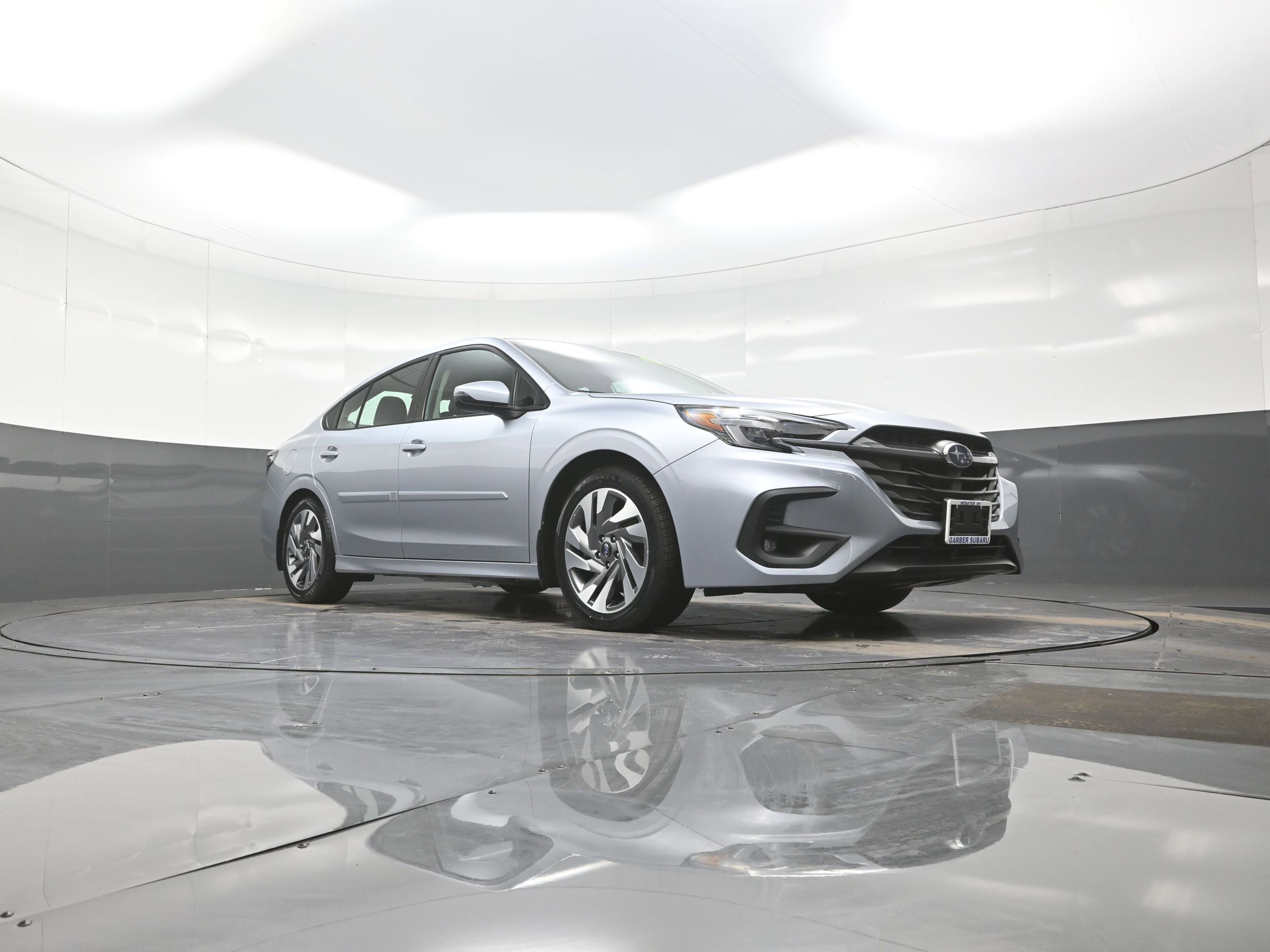 Used 2023 Subaru Legacy Limited image 9