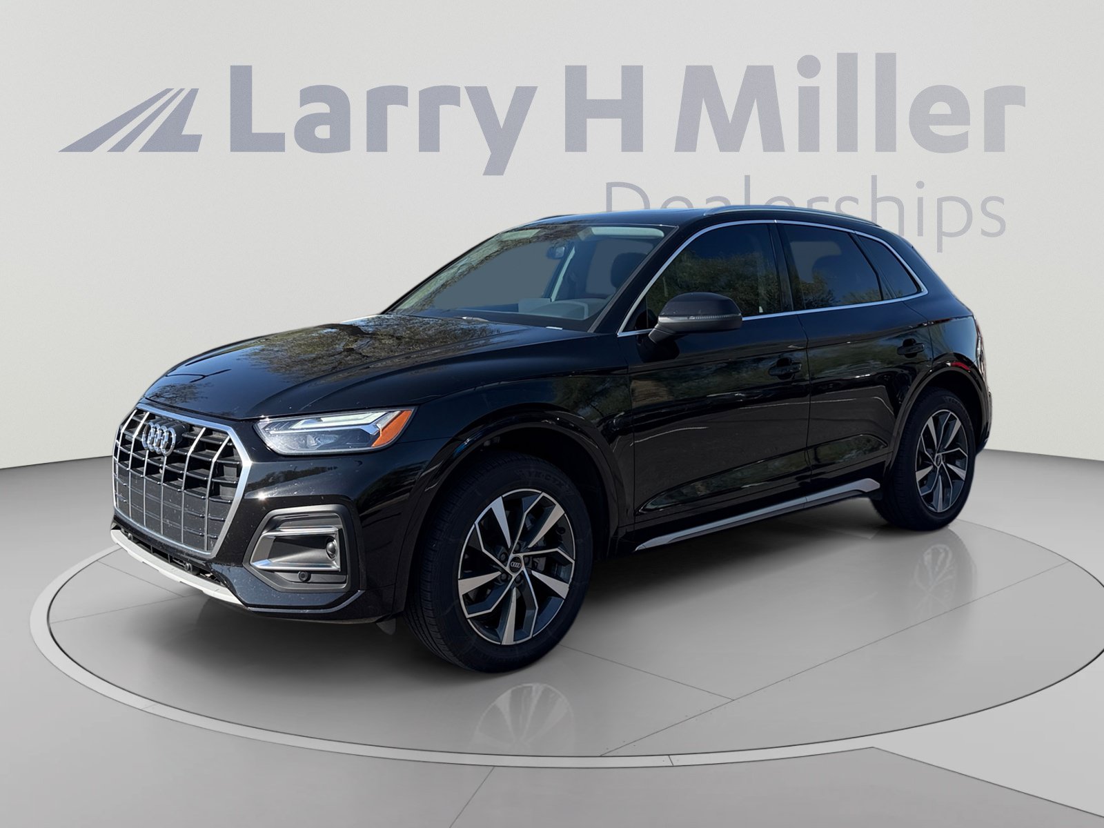 Used 2021 Audi Q5 2.0T Premium w/ Convenience Package AWD/4WD image 1