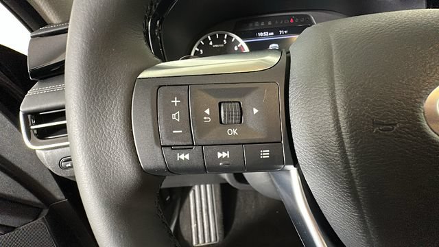 Used 2025 INFINITI QX60 Pure AWD/4WD image 16