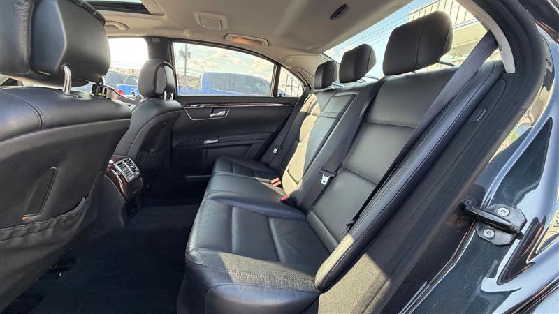 Used 2012 Mercedes-Benz S 550 4MATIC image 41