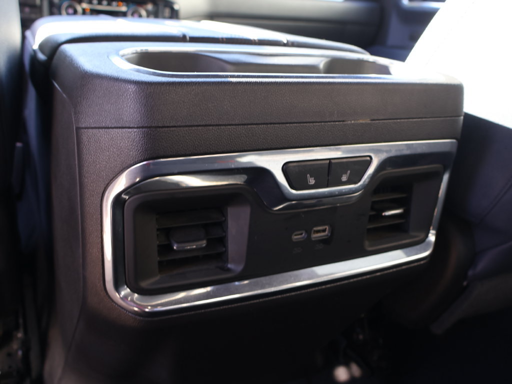 Used 2024 Chevrolet Silverado 1500 High Country w/ High Country Premium Package AWD/4WD image 11