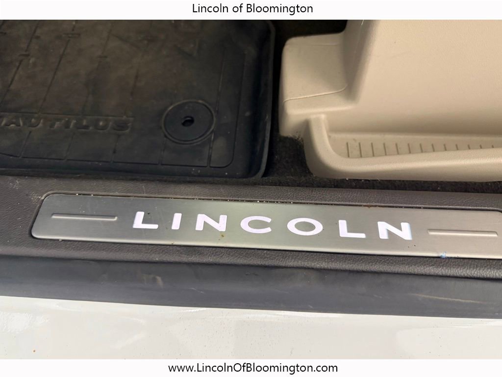 Certified 2023 Lincoln Nautilus Reserve w/ Equipment Group 201A image 15