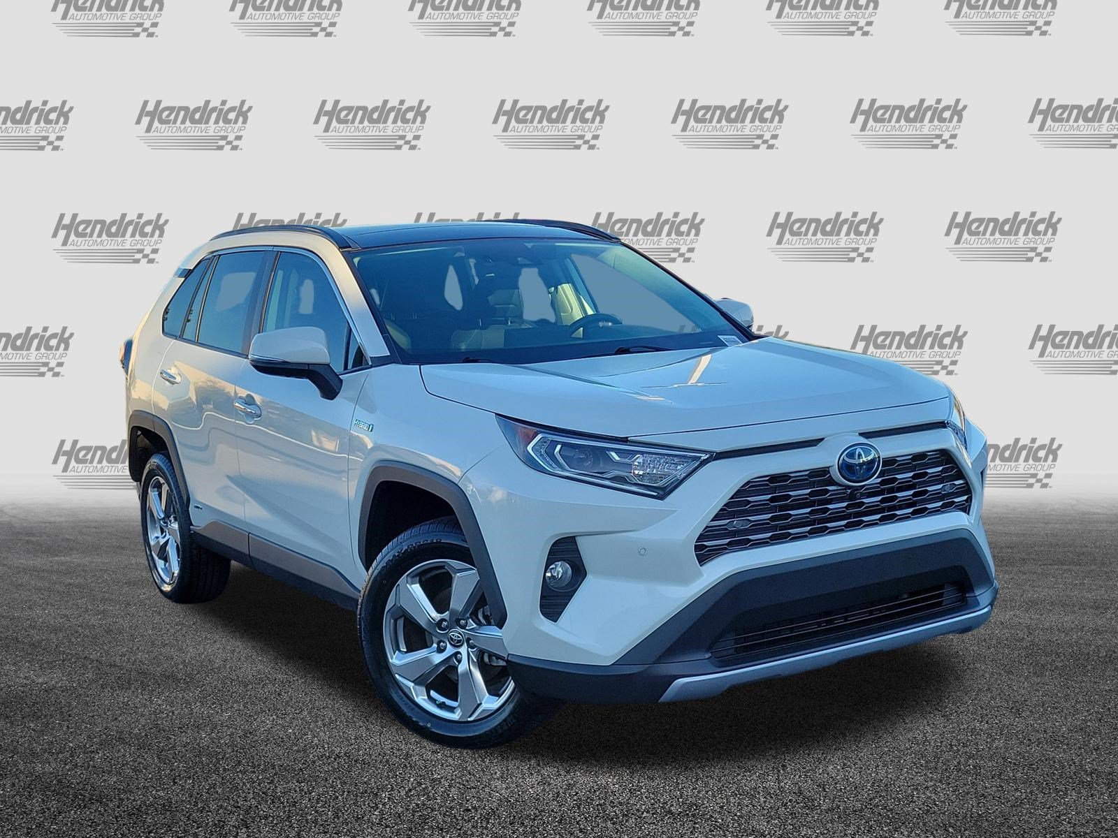 Used 2021 Toyota RAV4 Limited AWD/4WD image 2