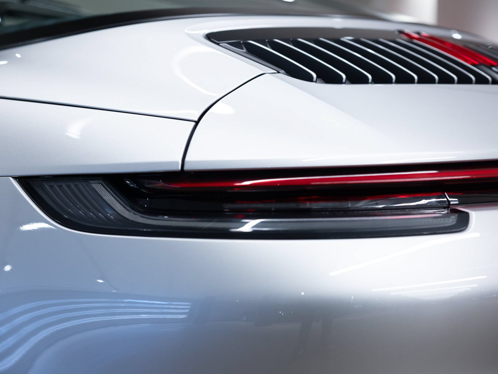 Certified 2021 Porsche 911 AWD/4WD image 26