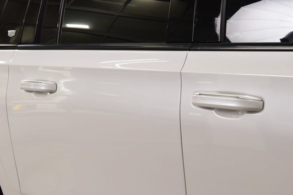 Used 2023 Cadillac Escalade ESV Sport Platinum w/ Heavy-Duty Trailer Package AWD/4WD image 17