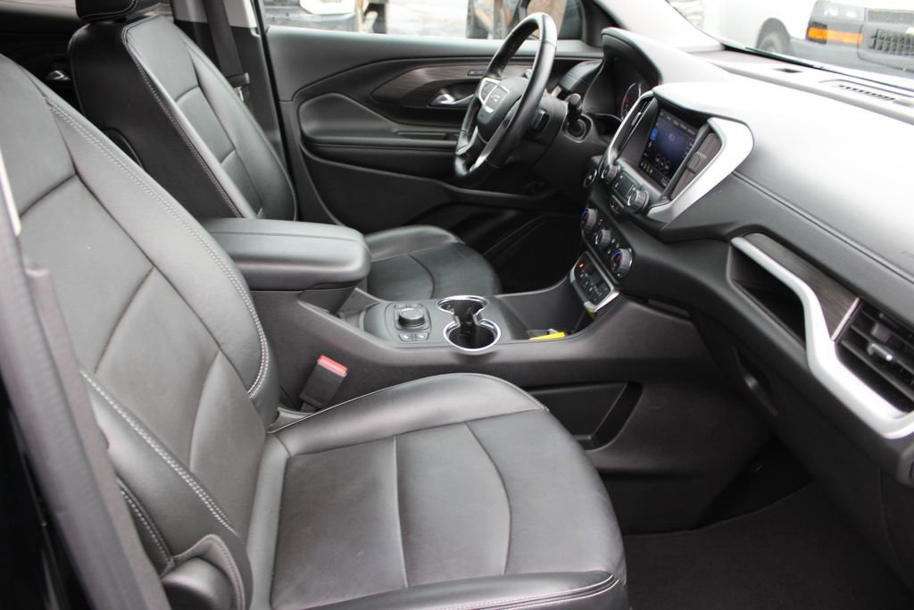 Used 2024 GMC Terrain SLT image 21