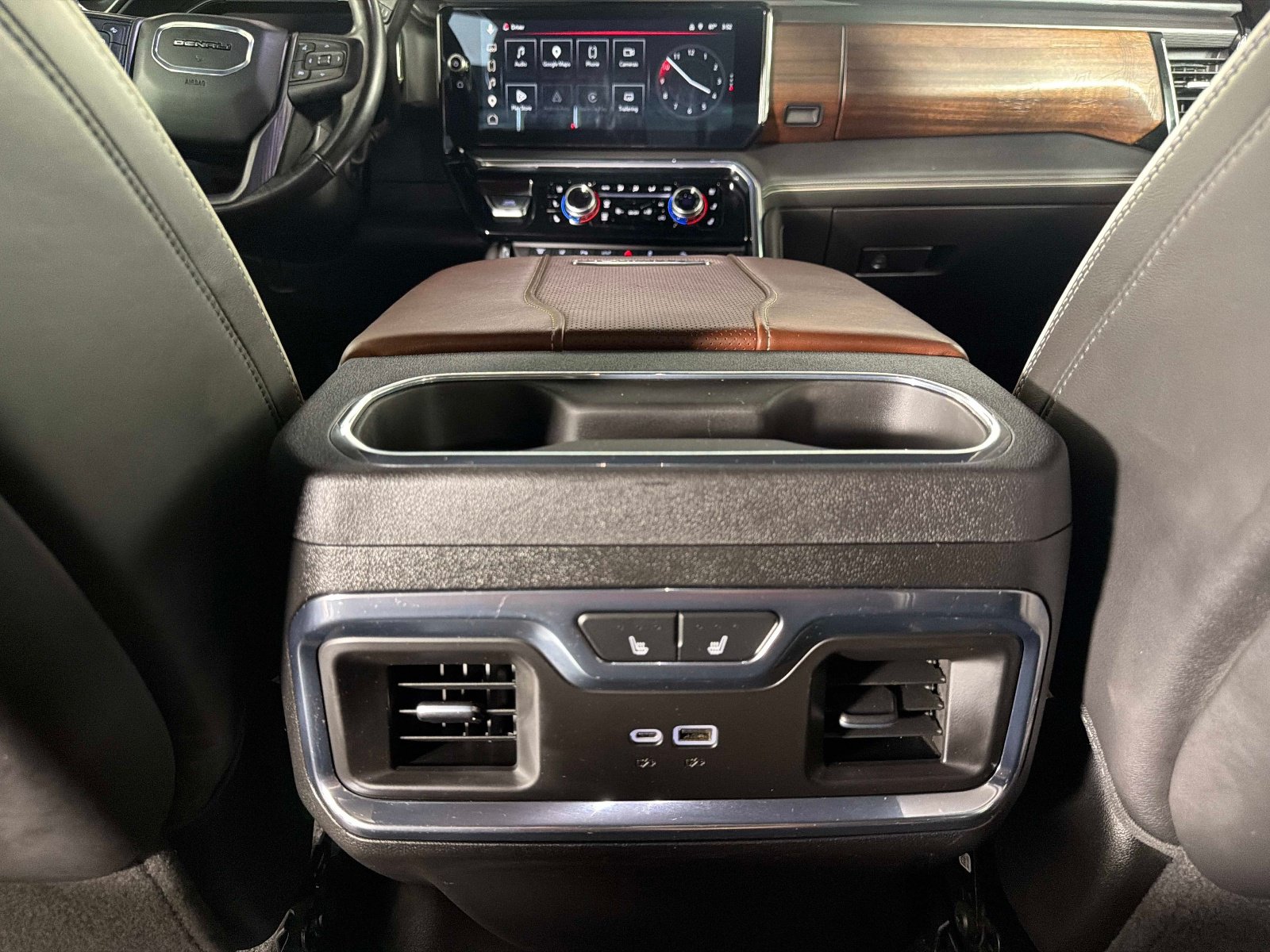 Used 2025 GMC Sierra 2500 Denali Ultimate AWD/4WD image 34