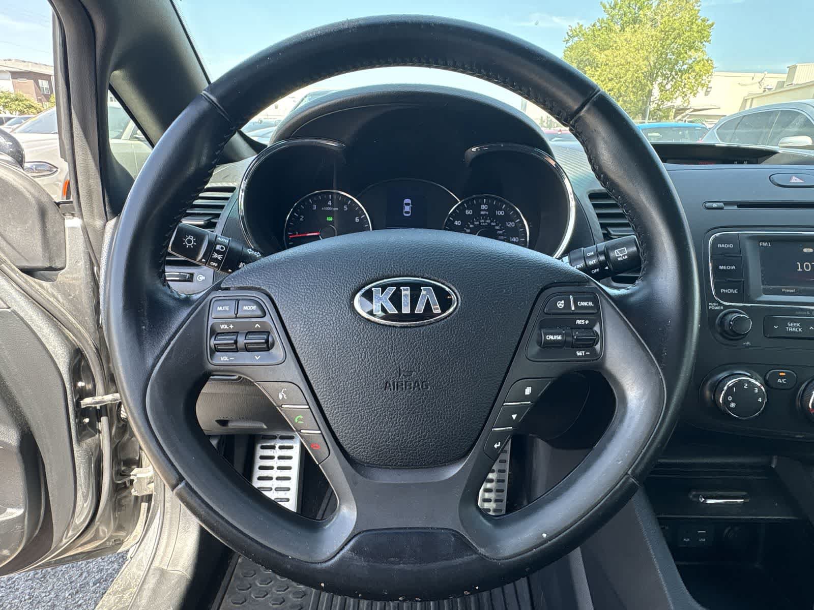 Used 2016 Kia Forte SX FWD image 13
