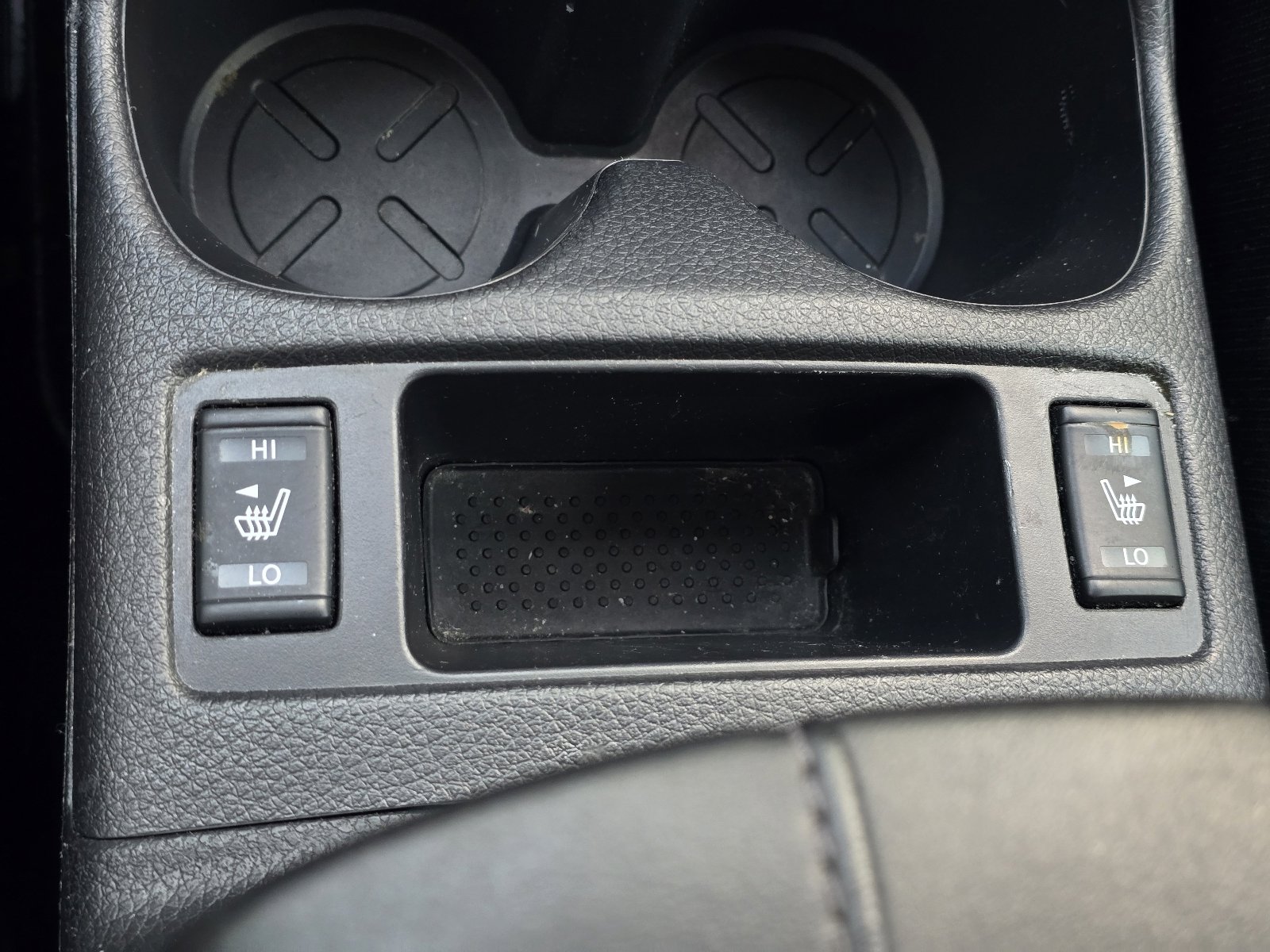 Certified 2022 Nissan Rogue Sport SV FWD image 22