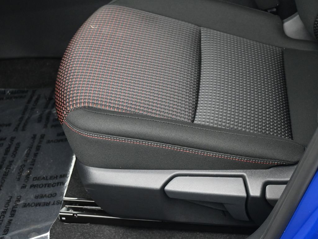 New 2026 Nissan Sentra SR w/ Floor Mat Package FWD image 15