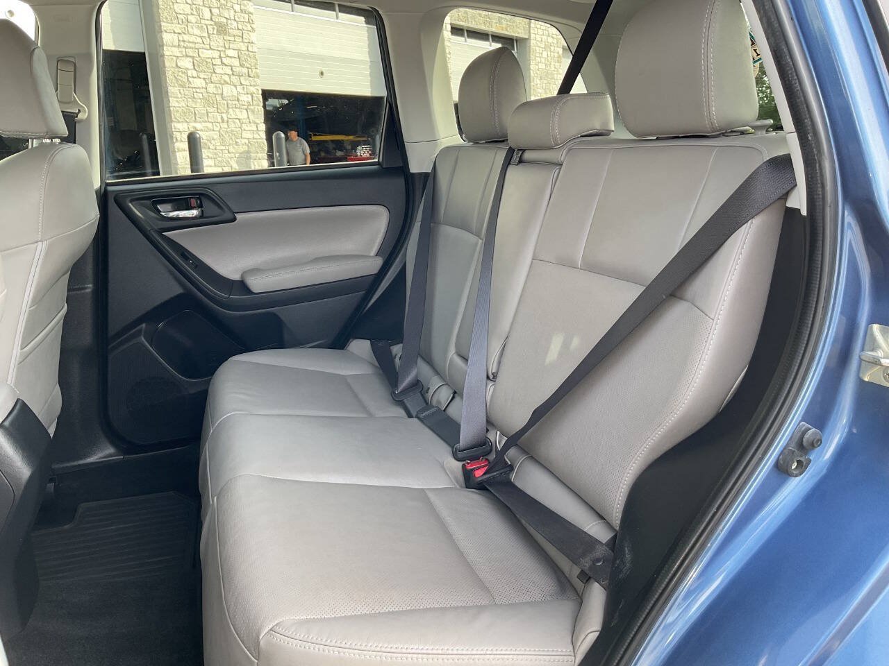 Used 2016 Subaru Forester 2.5i Limited AWD/4WD image 30
