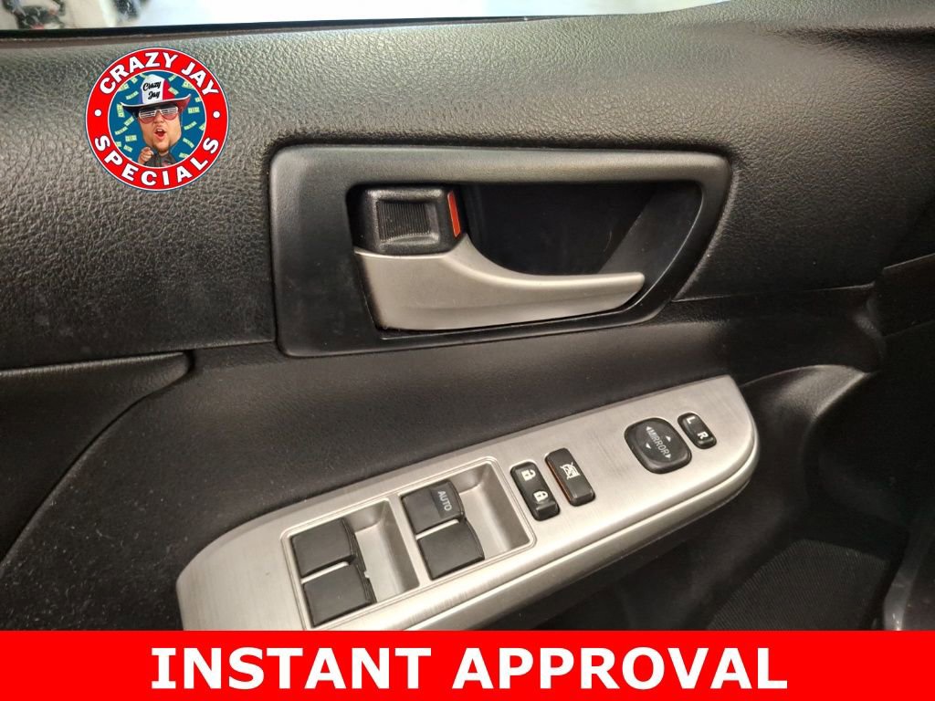 Used 2014 Toyota Camry SE w/ Moonroof Package image 15