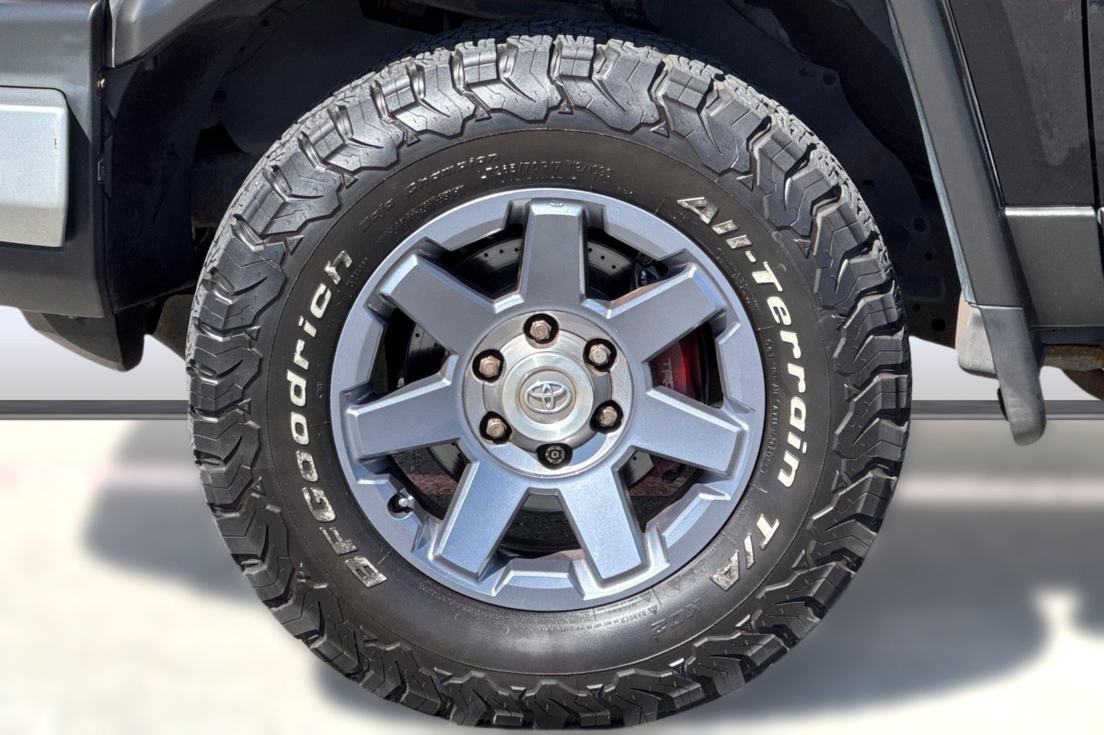 Used 2014 Toyota FJ Cruiser 4WD w/ Upgrade Package image 12