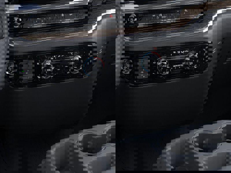 New 2026 GMC Sierra 1500 SLE image 23