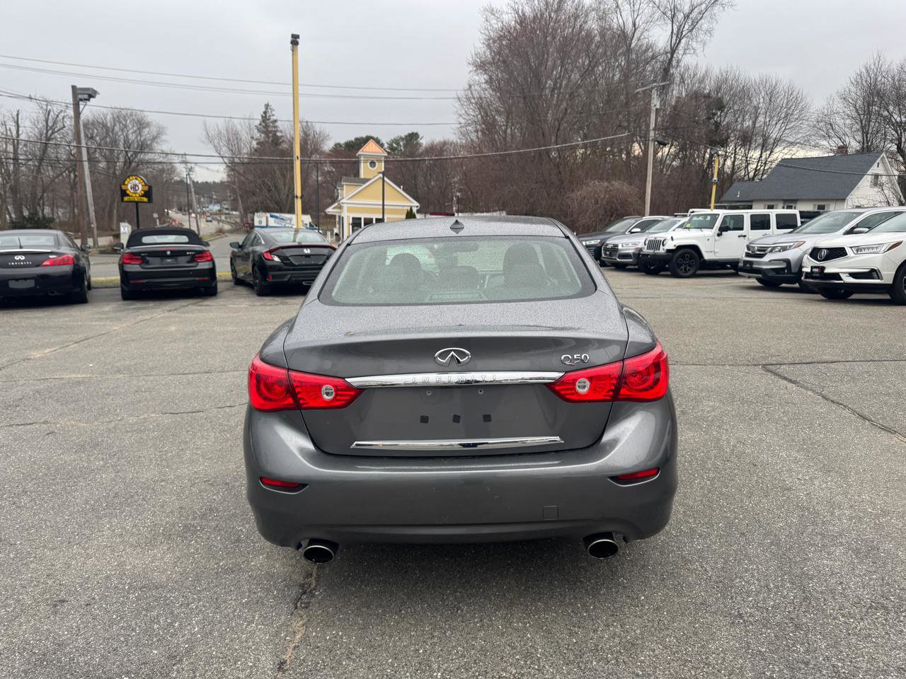 Used 2016 INFINITI Q50 Premium RWD image 10