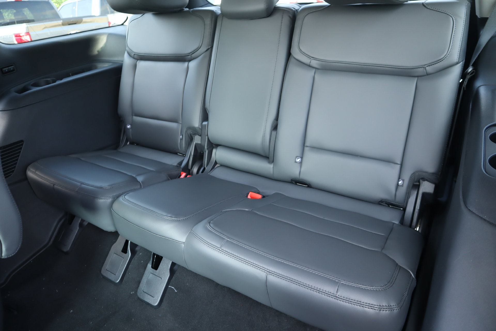New 2026 Ford Expedition Active AWD/4WD image 16