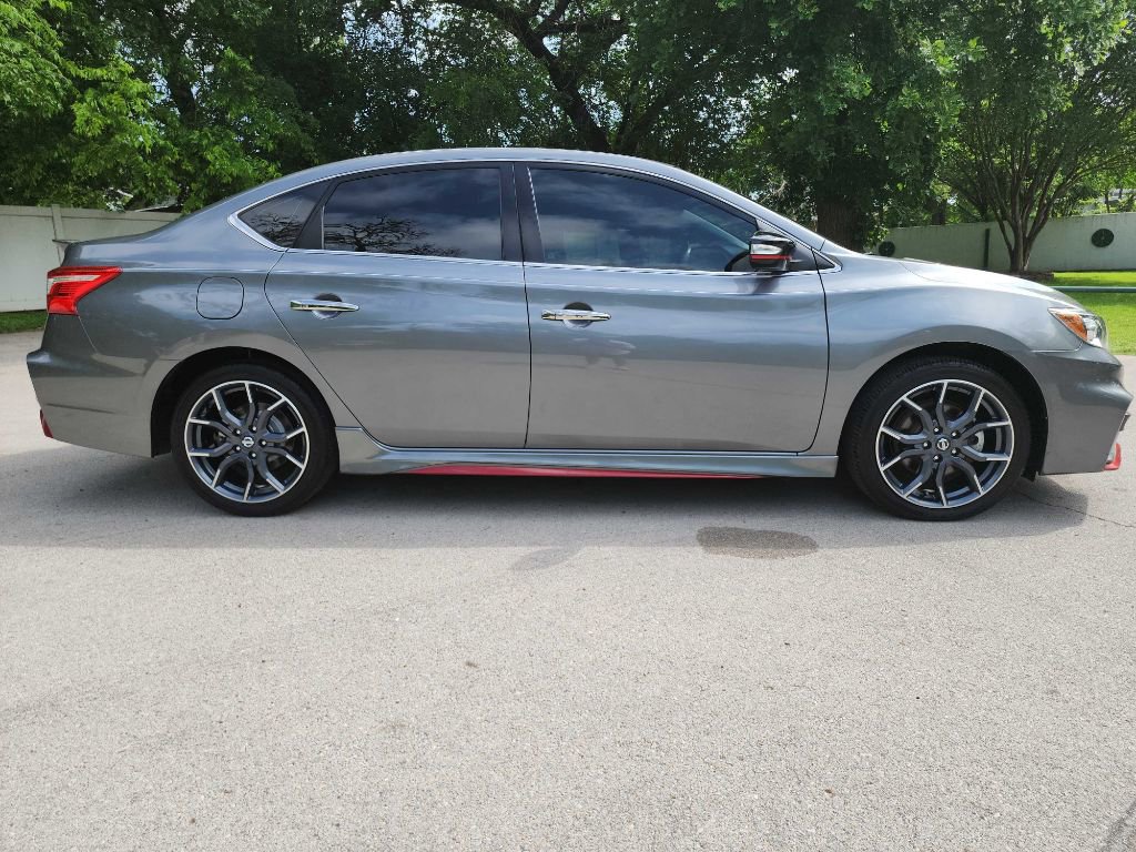 Used 2017 Nissan Sentra NISMO w/ NISMO Premium Package FWD image 11