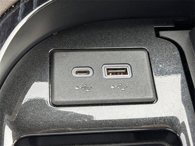 Used 2022 Cadillac Escalade ESV Sport w/ Touring Package image 27