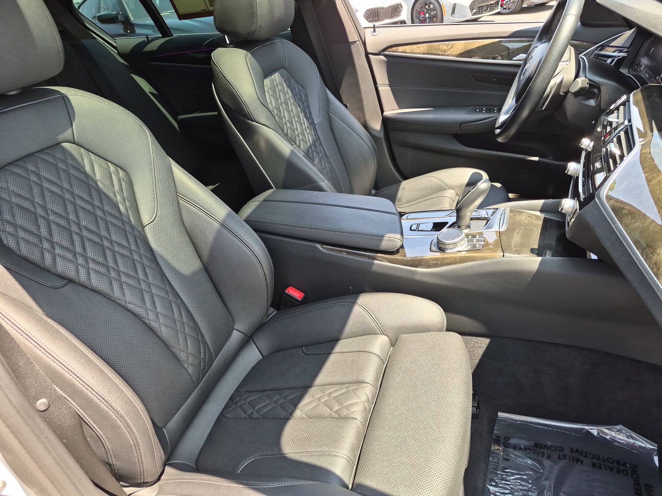 Used 2022 BMW 530i xDrive AWD/4WD image 35