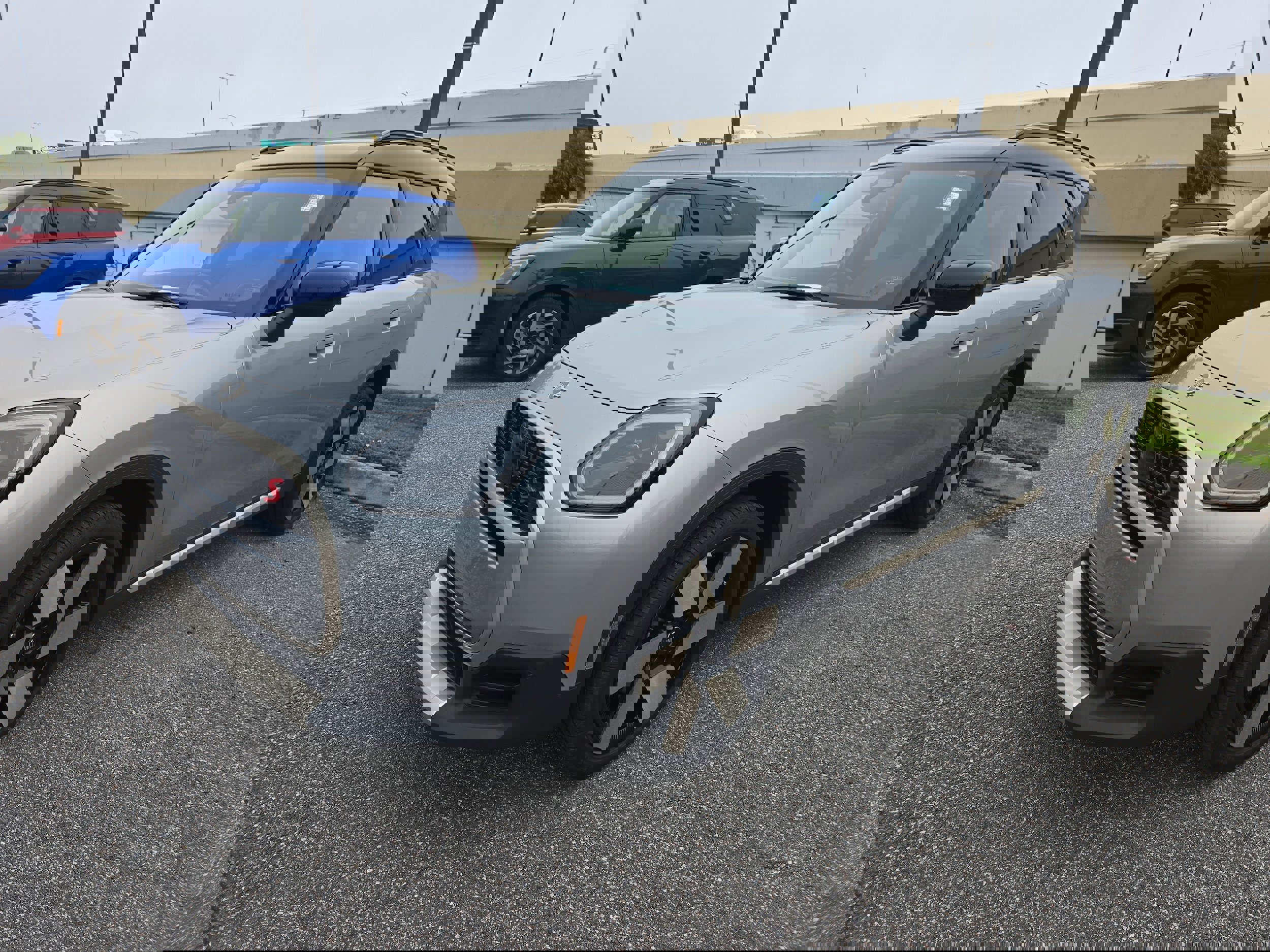 Certified 2025 MINI Cooper Countryman S w/ Comfort Package Max image 3