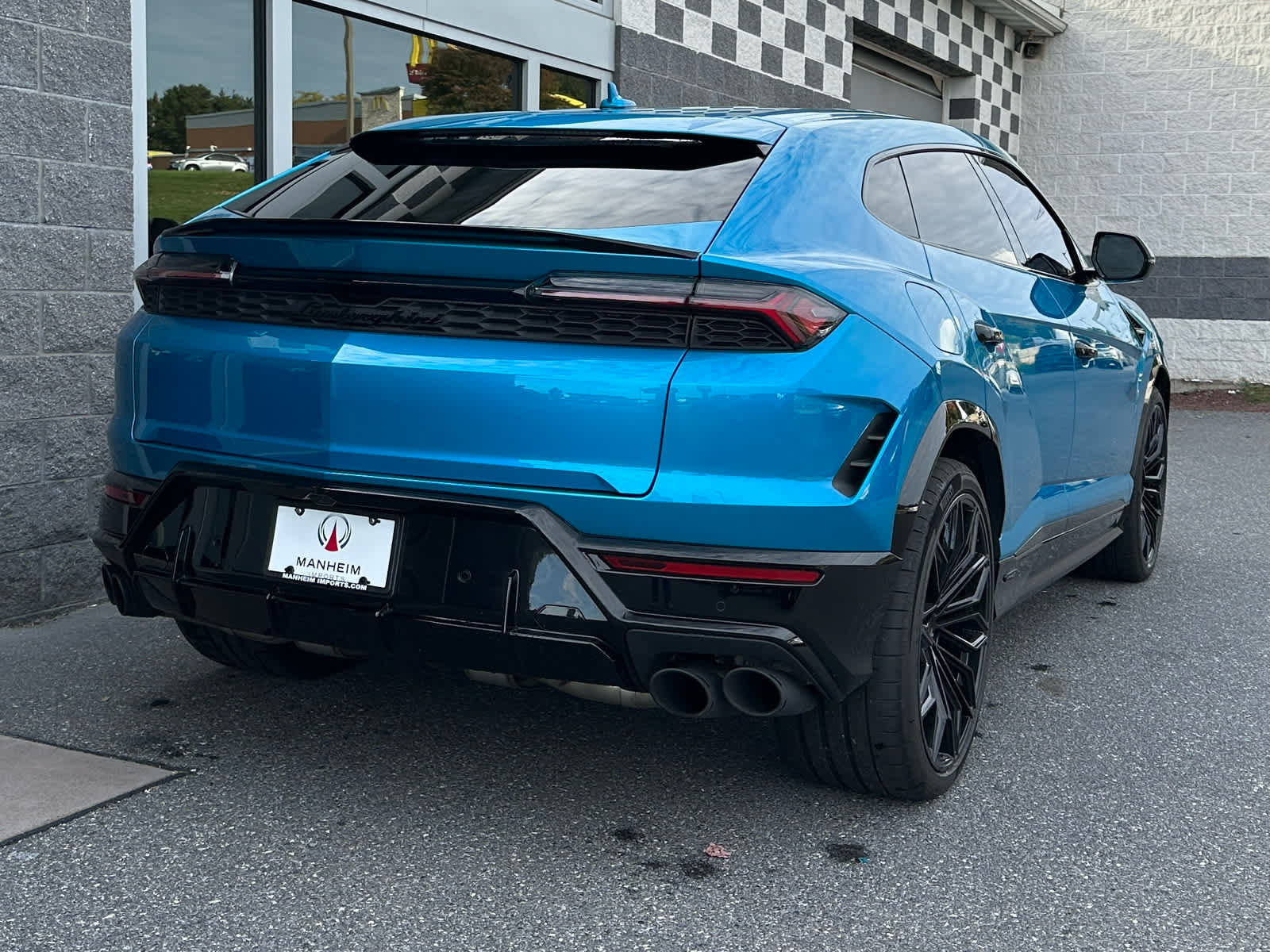 Used 2025 Lamborghini Urus Performante AWD/4WD image 4