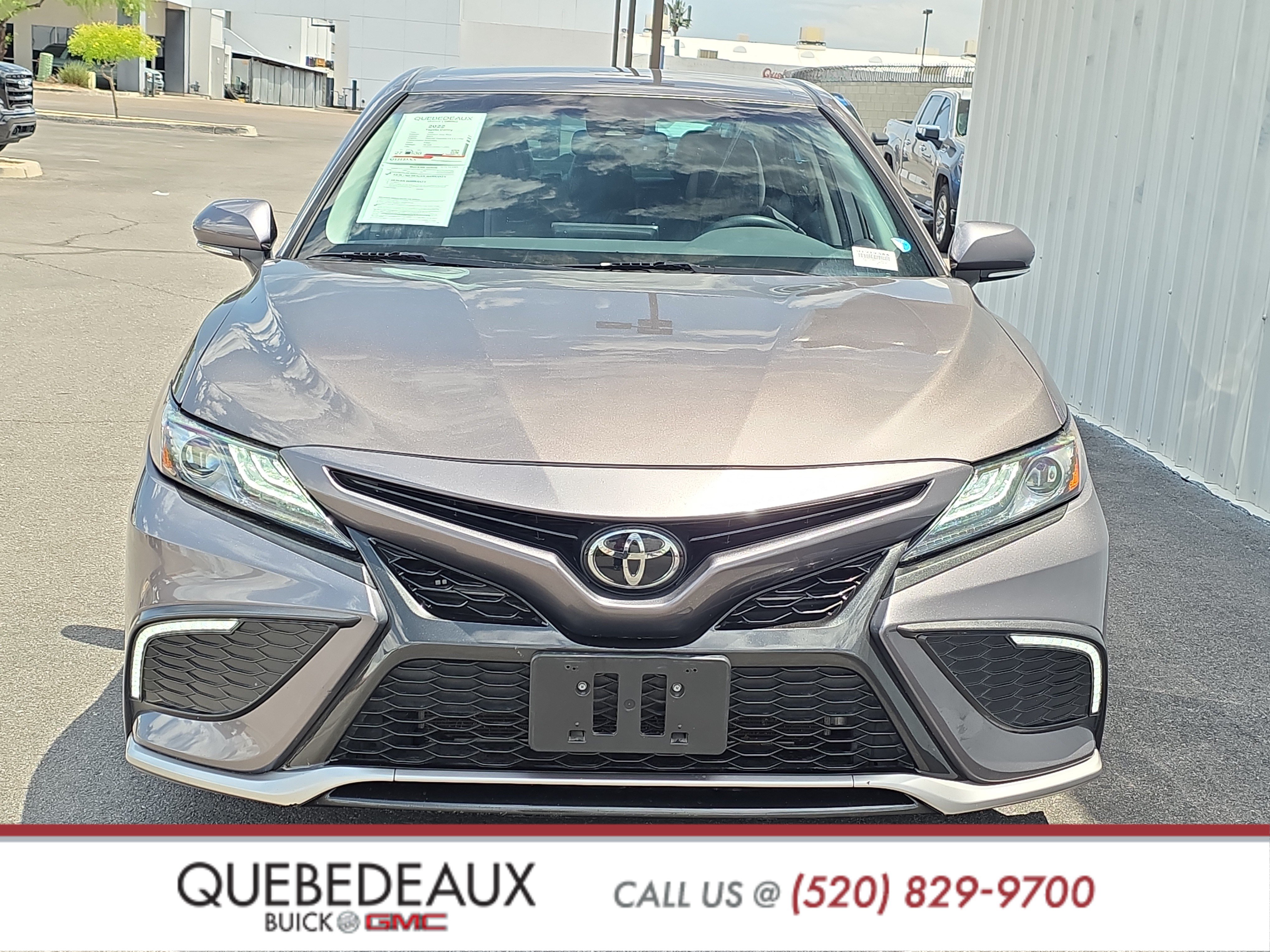 Used 2022 Toyota Camry XSE FWD image 2