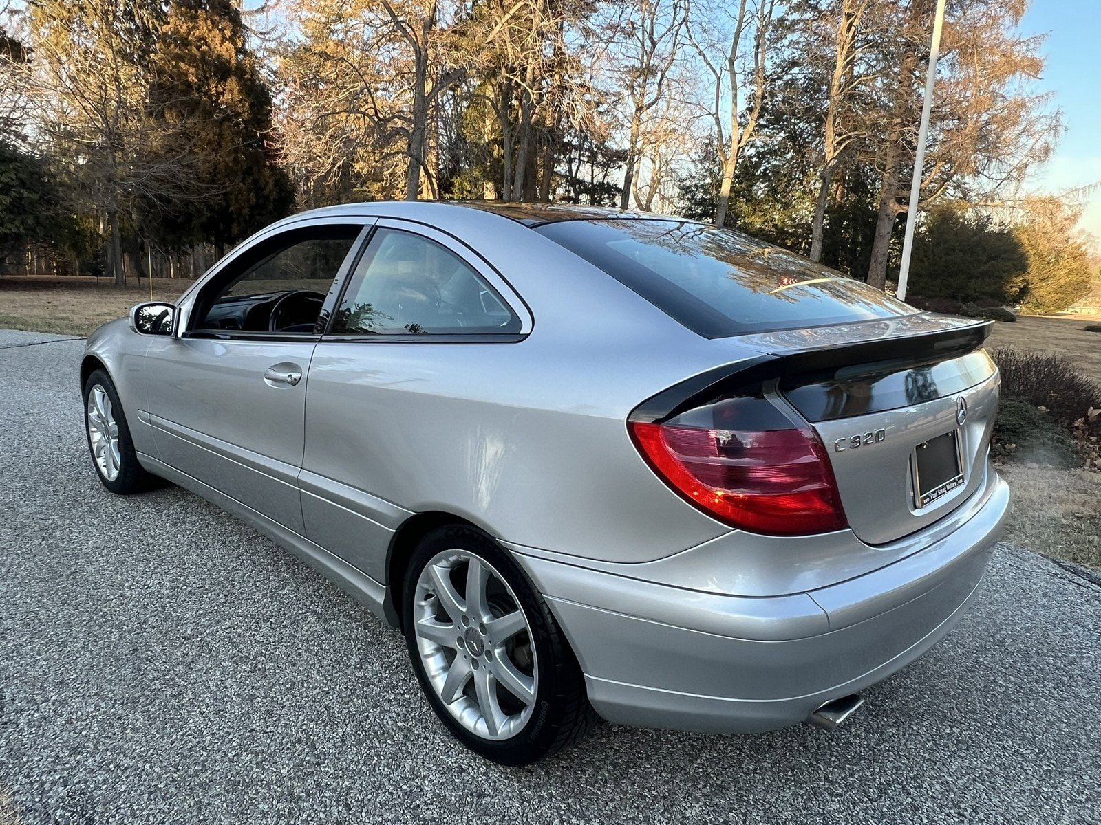 Used 2003 Mercedes-Benz C 320 Coupe image 9