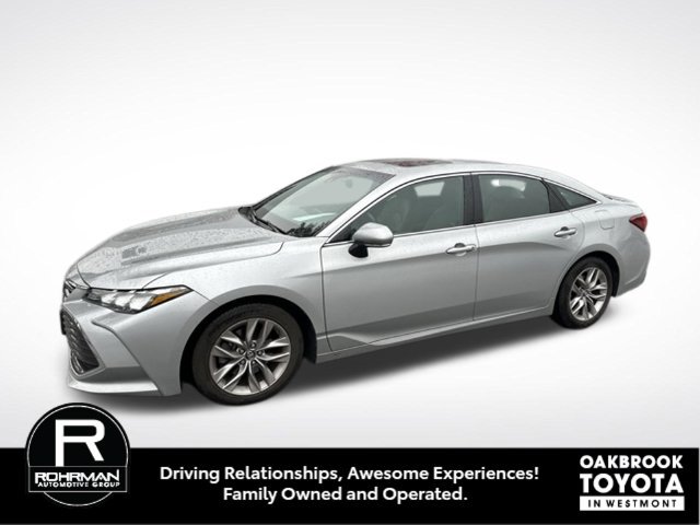 Certified 2019 Toyota Avalon XLE w/ Moonroof Package FWD image 1