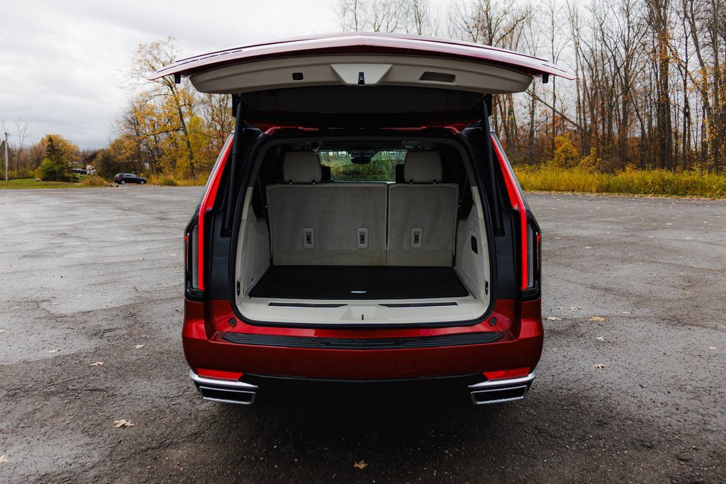 Used 2023 Cadillac Escalade ESV Premium Luxury Platinum w/ LPO, Radiant Package image 58
