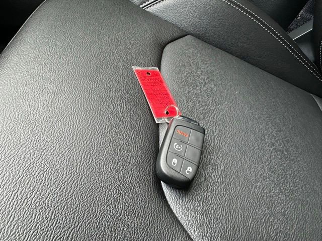 New 2025 Jeep Compass Limited image 26