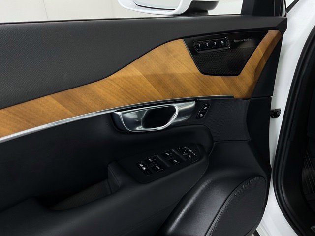 Certified 2024 Volvo XC90 T8 Plus w/ Protection Package Premier AWD/4WD image 24