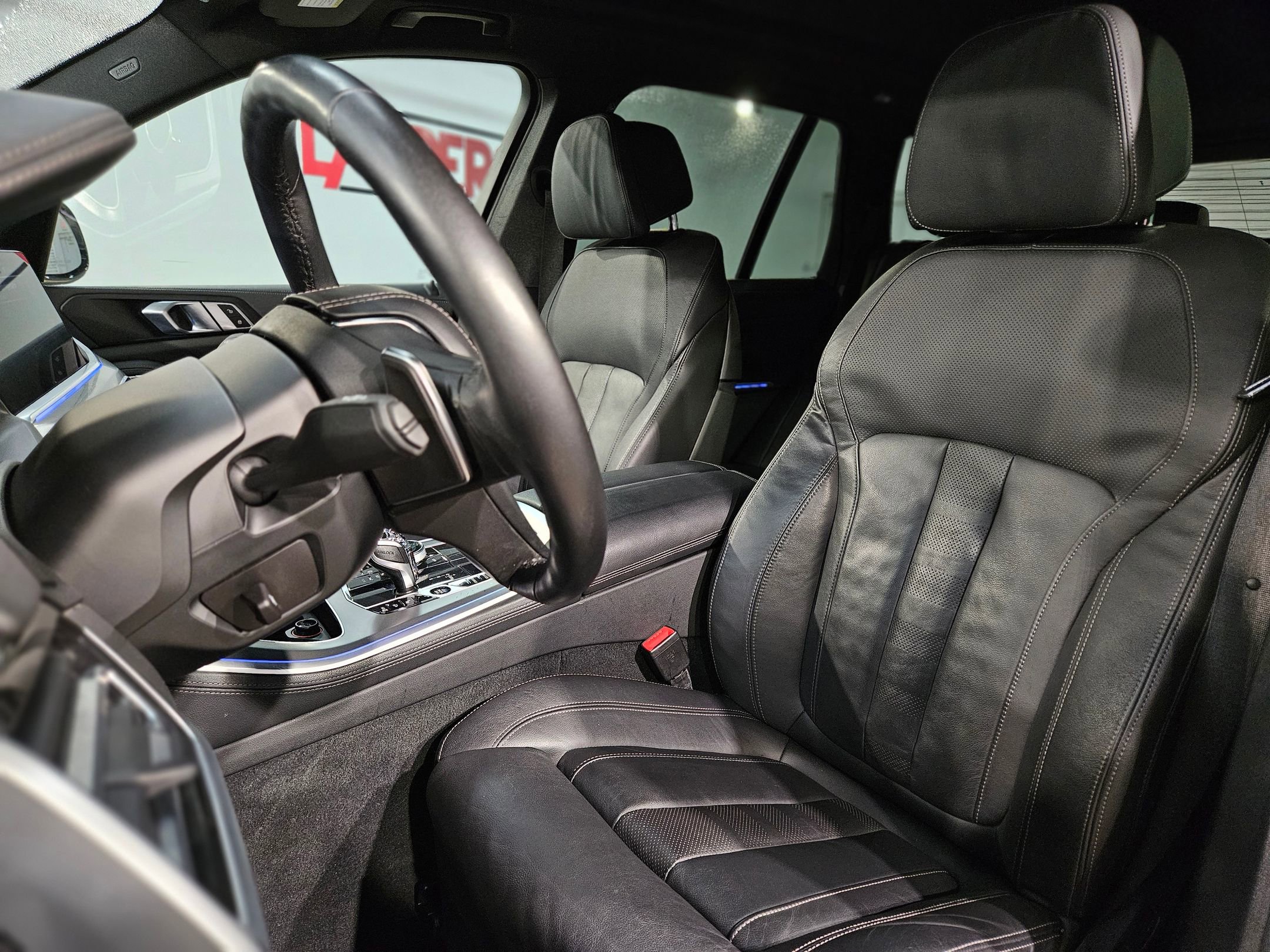 Used 2022 BMW X5 xDrive40i w/ Premium Package image 24