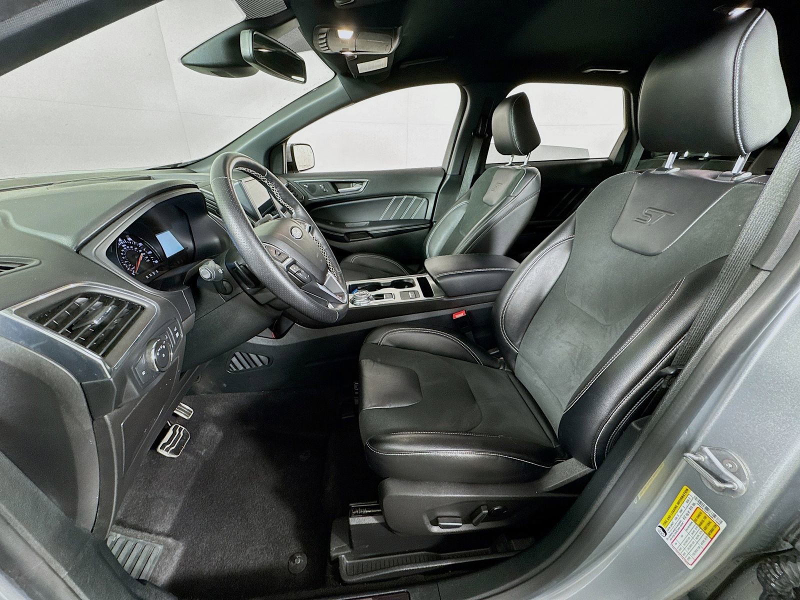 Used 2022 Ford Edge ST AWD/4WD image 12