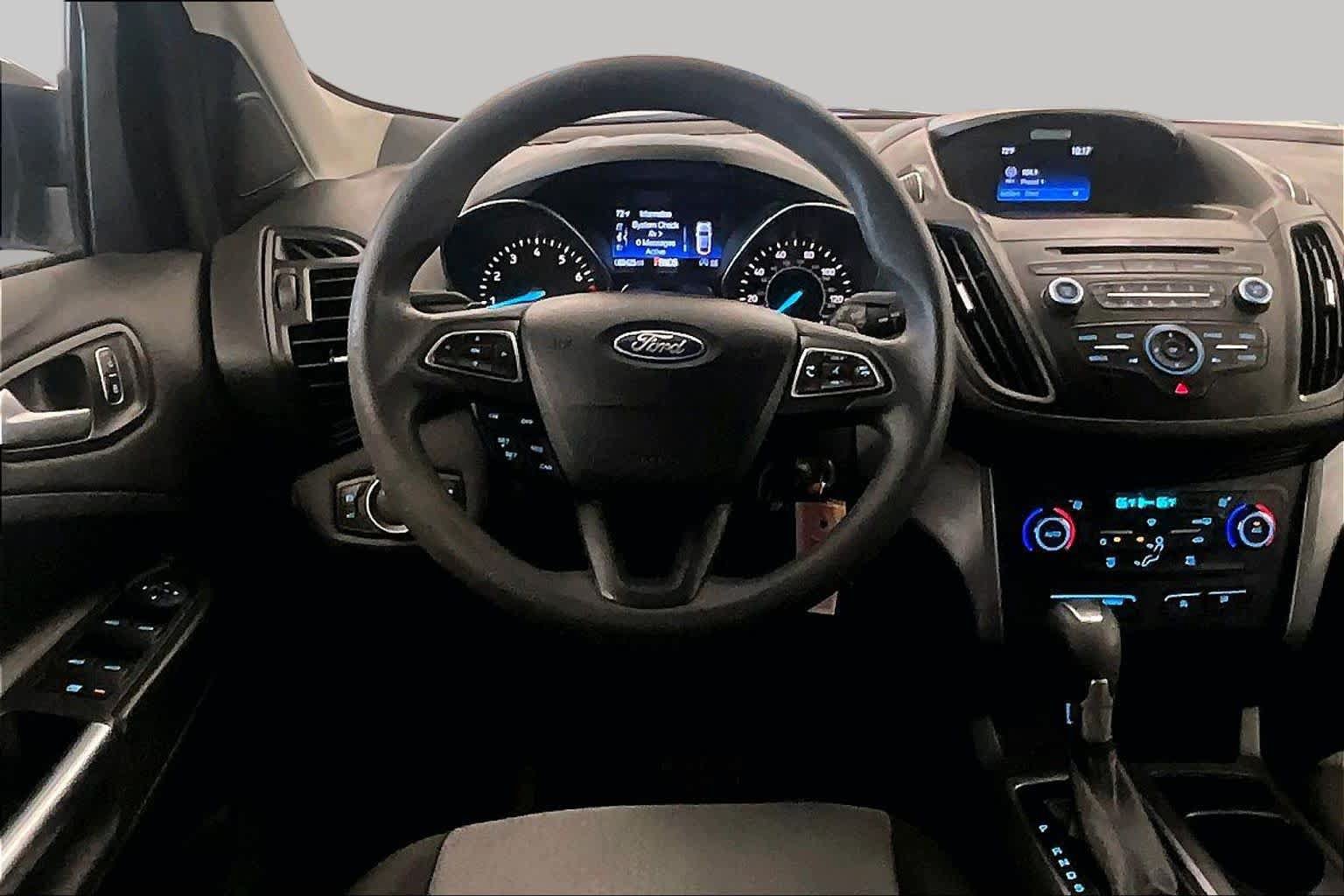 Used 2017 Ford Escape SE FWD image 5