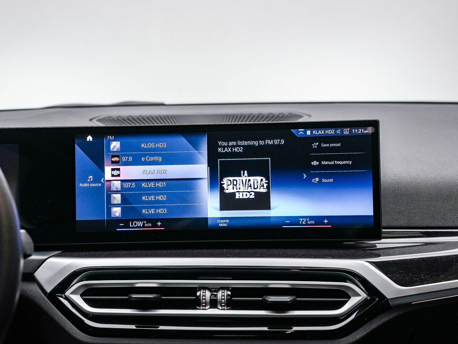 Certified 2024 BMW 330i Sedan w/ M Sport Package RWD image 15