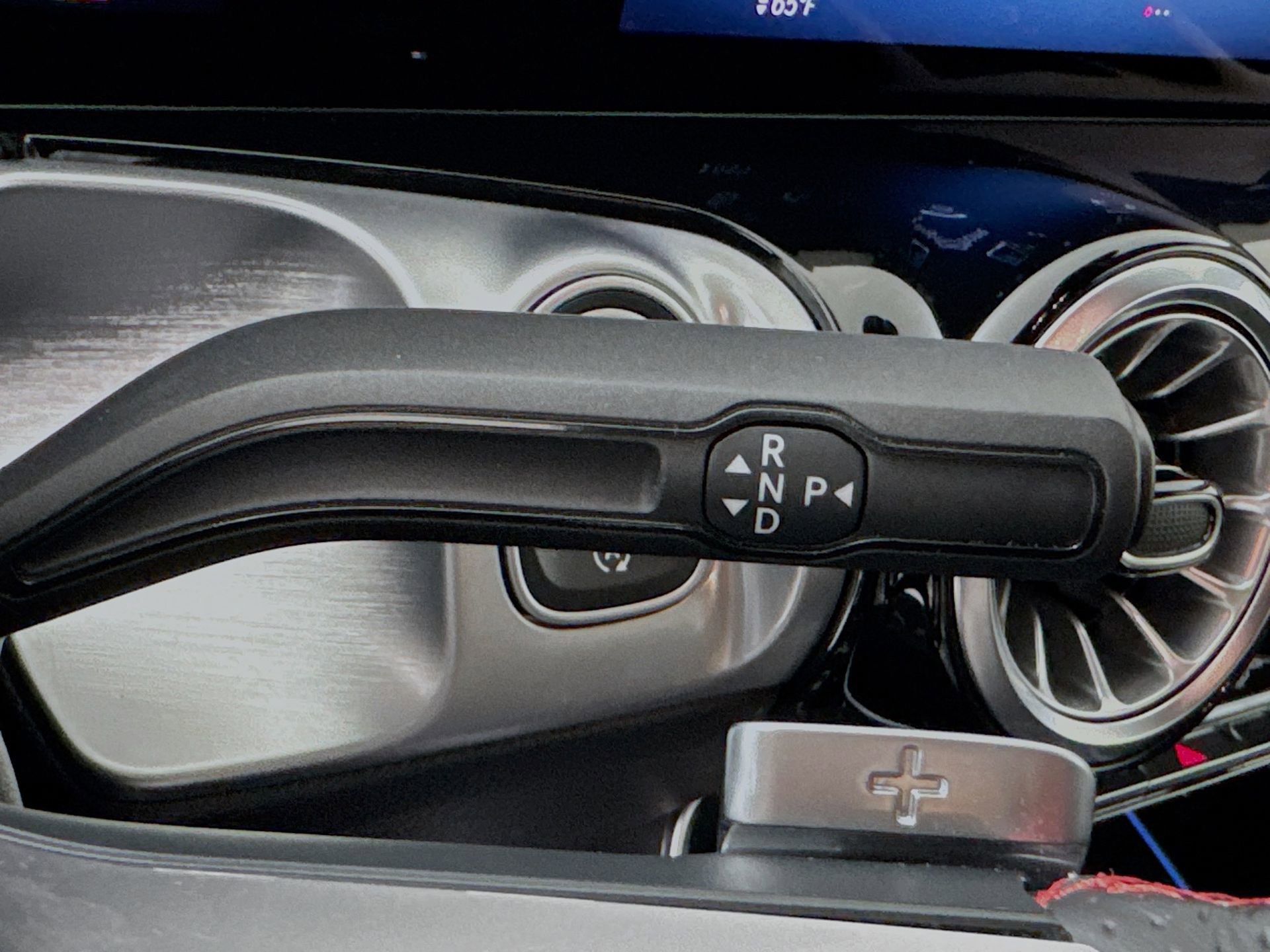 Used 2025 Mercedes-Benz GLB 250 image 17