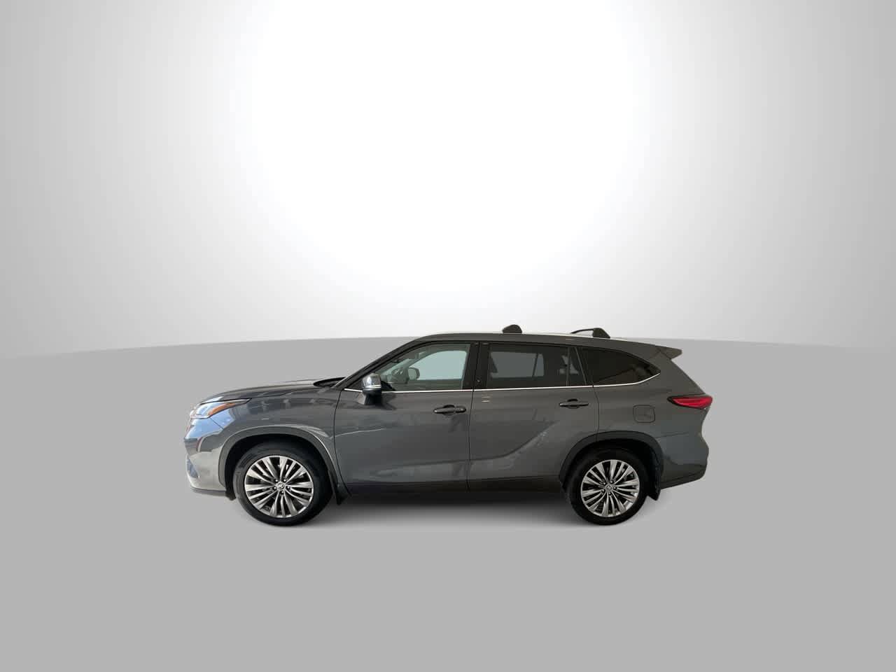 Used 2021 Toyota Highlander Platinum AWD/4WD image 5
