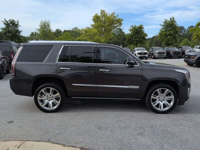 Used 2017 Cadillac Escalade Premium Luxury image 3