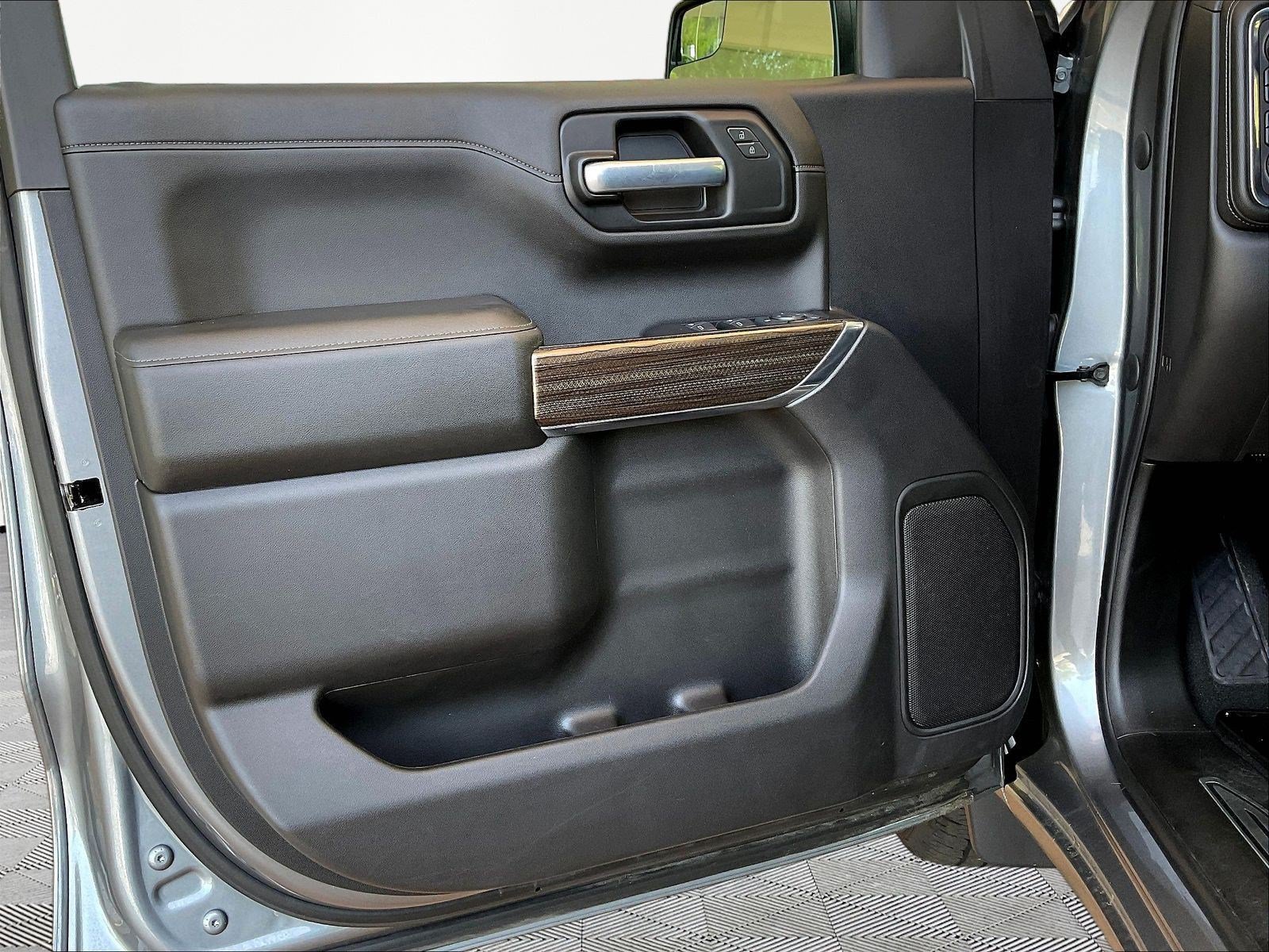 Used 2020 Chevrolet Silverado 1500 LT w/ All-Star Edition AWD/4WD image 20