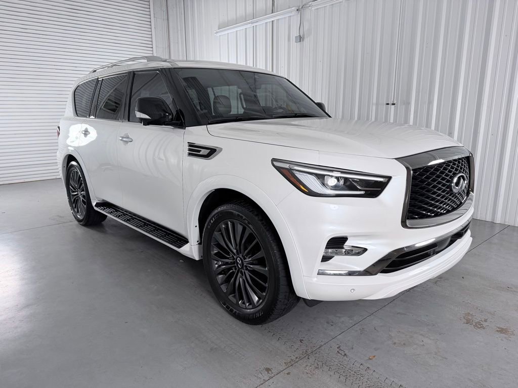 Certified 2024 INFINITI QX80 Sensory image 3