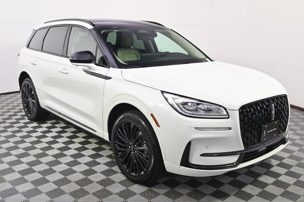 New 2025 Lincoln Corsair Reserve w/ Jet Appearance Package image 8