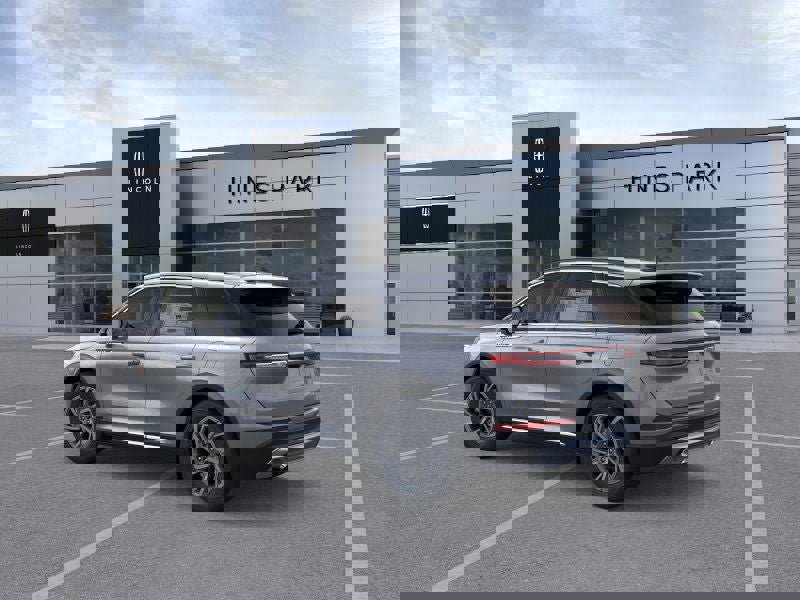 New 2026 Lincoln Corsair Premiere image 4