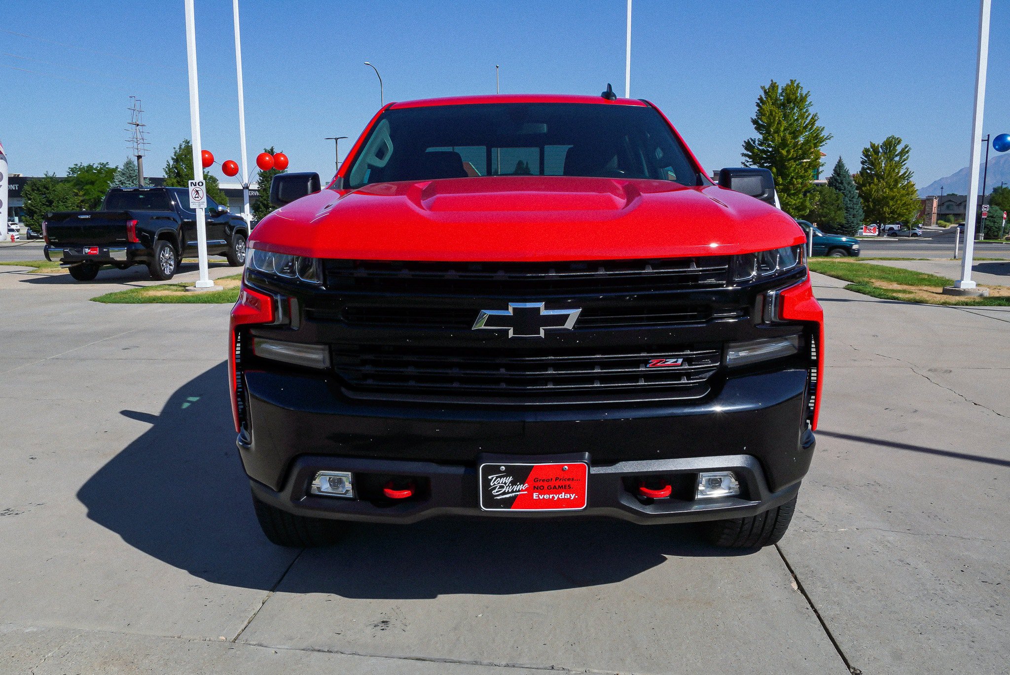 Used 2020 Chevrolet Silverado 1500 LT Trail Boss AWD/4WD image 3