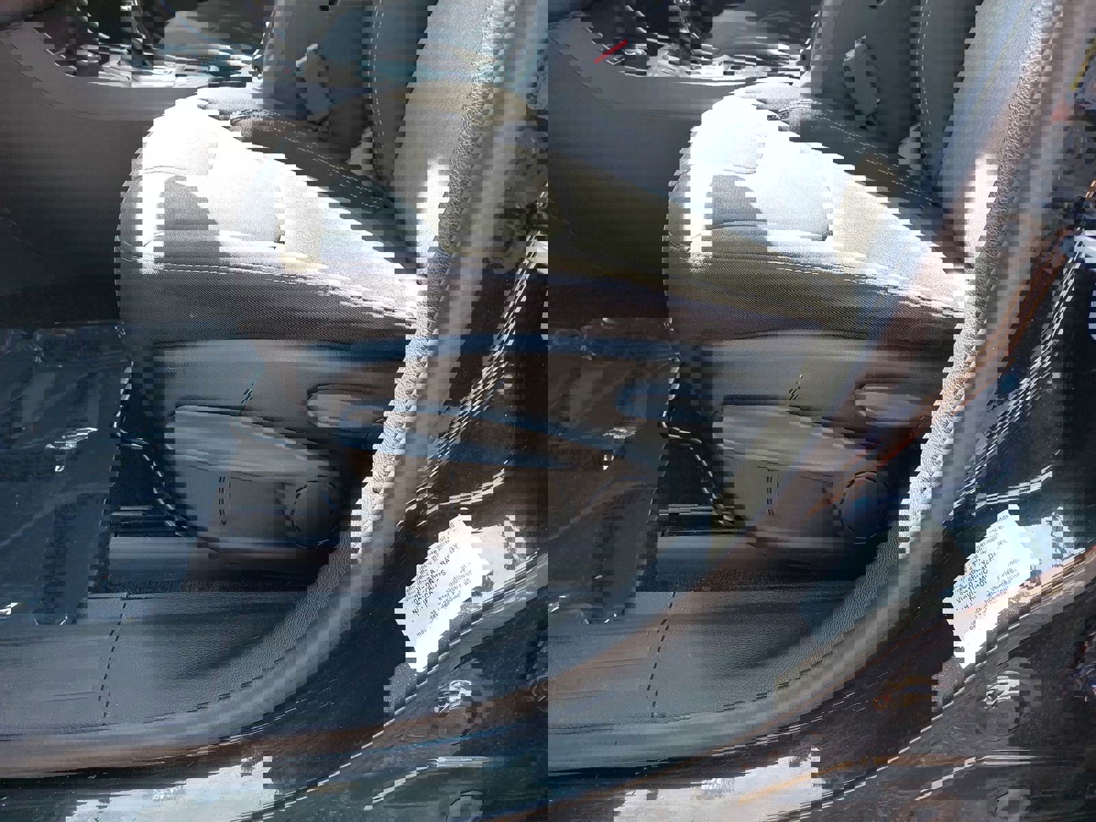 Used 2016 Jeep Cherokee Sport image 29