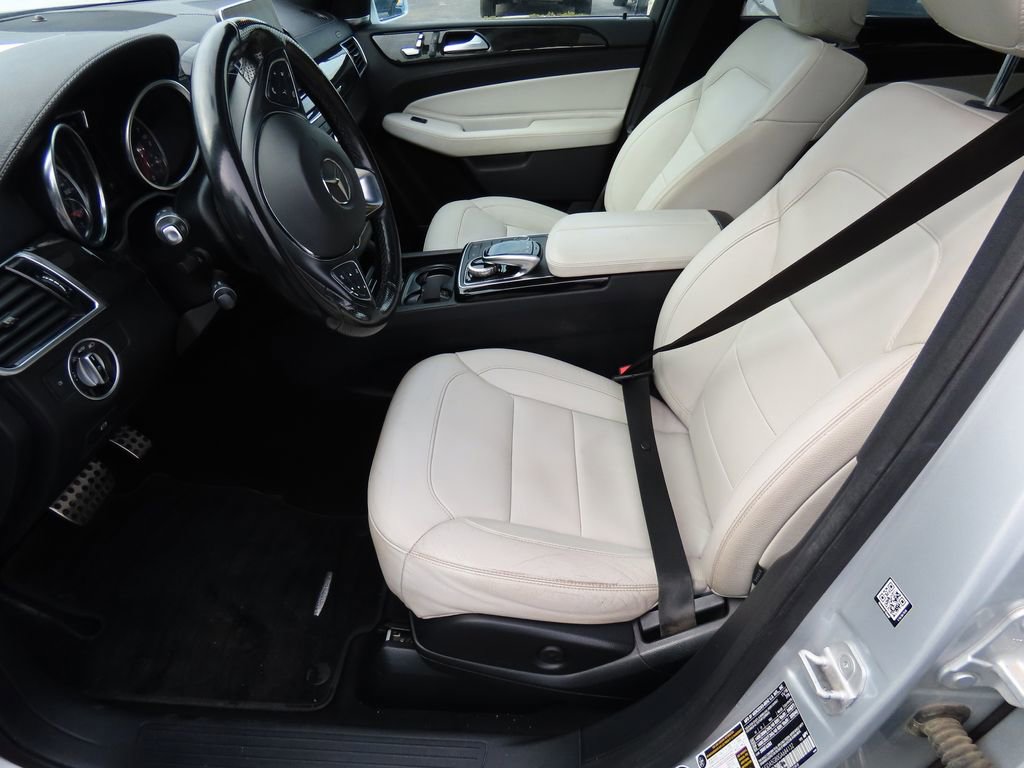 Used 2016 Mercedes-Benz GLE 400 4MATIC image 42