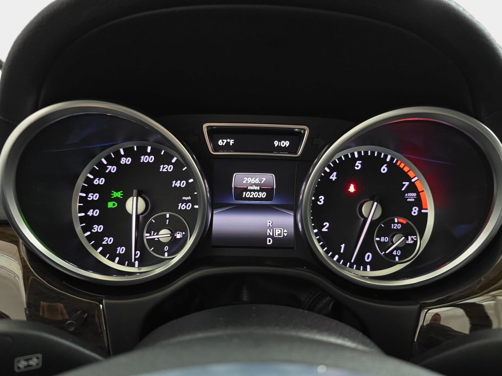 Used 2014 Mercedes-Benz GL 450 4MATIC image 21
