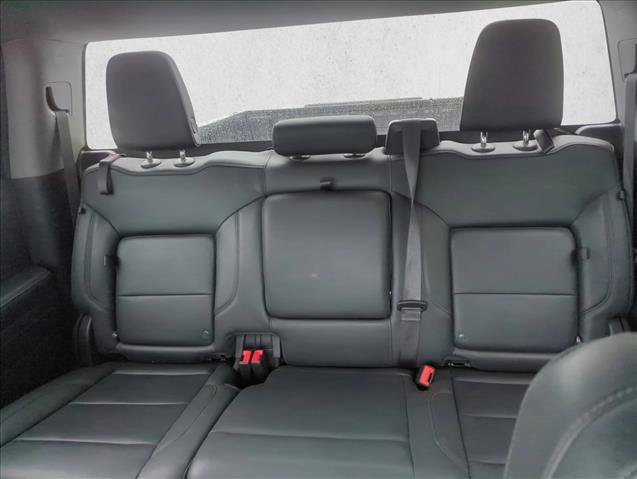 Used 2024 GMC Sierra 1500 SLT image 17